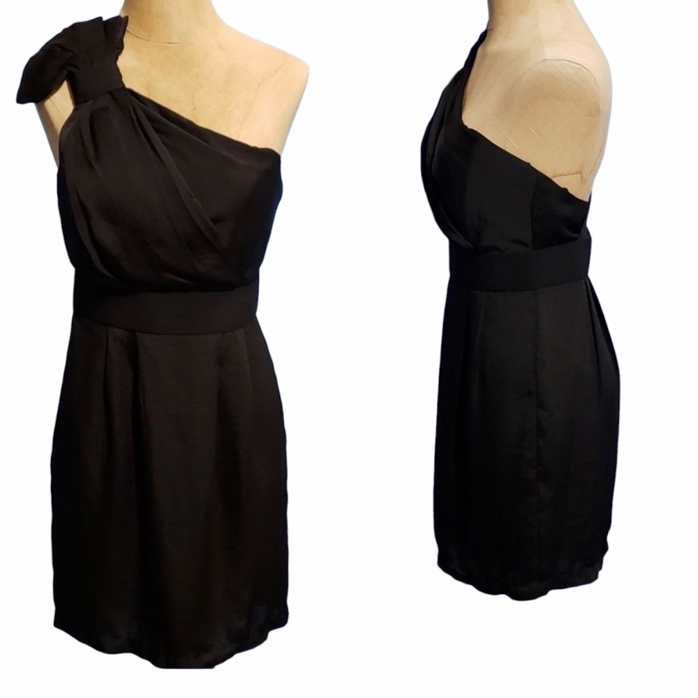 BCBGeneration One Shoulder Black Dress Size 2 Open Back Structured Cocktail - Picture 8 of 9
